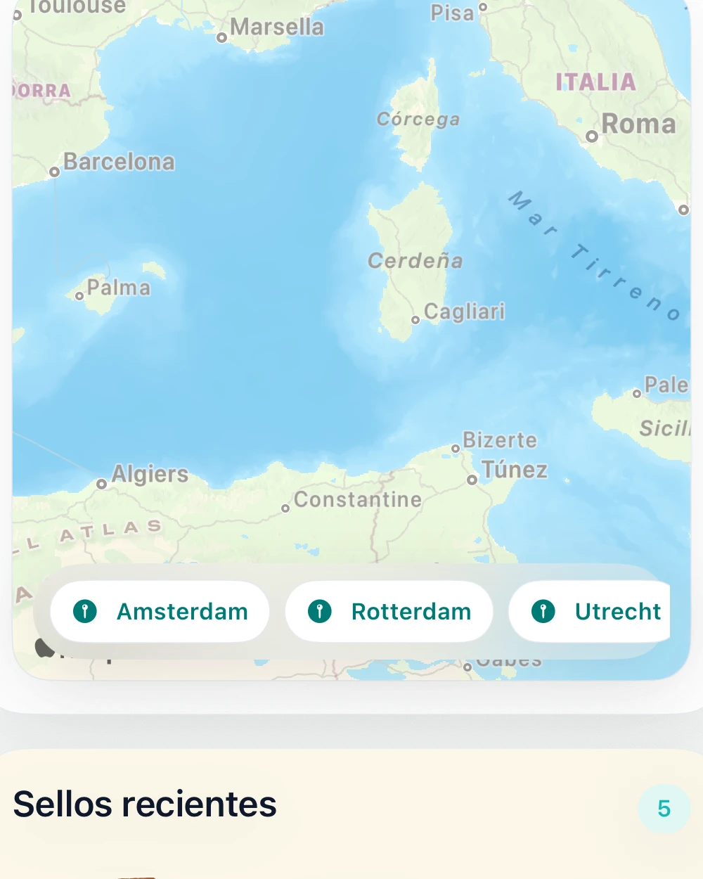 Pasaporte de DailyWander con sellos de países y lugares más recorridos