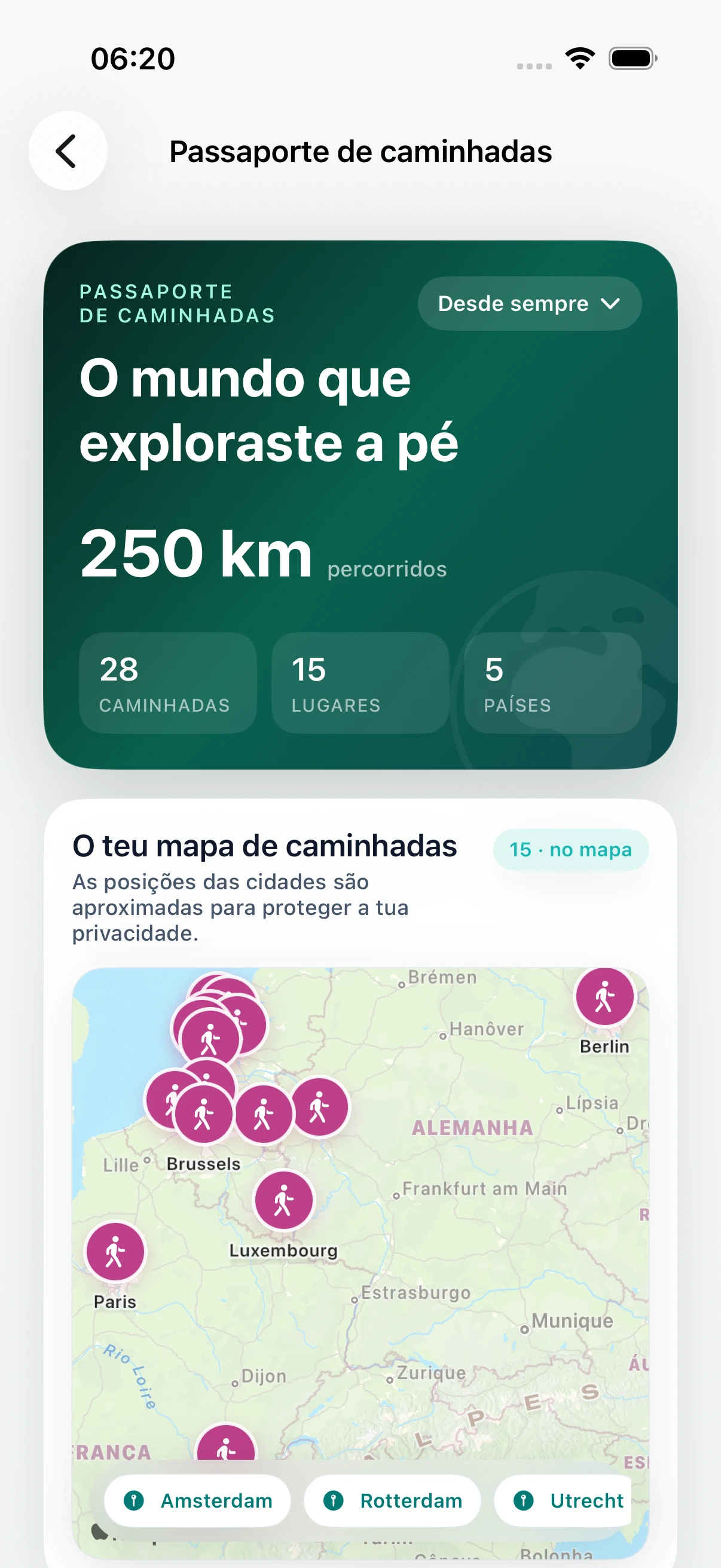 Passaporte de caminhadas DailyWander com distância, locais, países e mapa